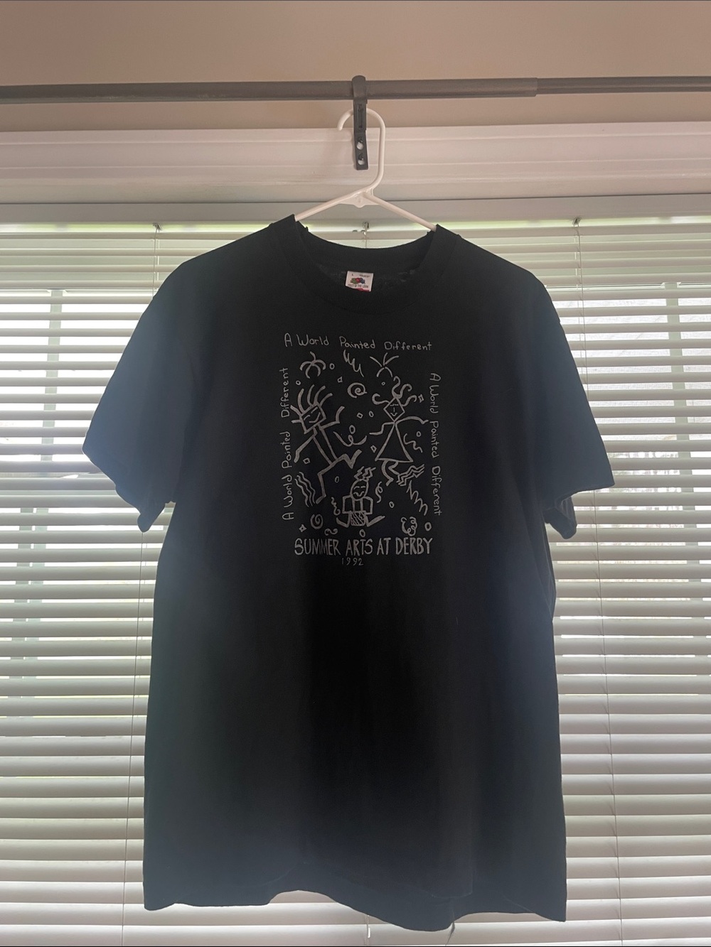 Vintage Fruit of the Loom t-shirt-single stitch-Black Tee -Made in usa Size L